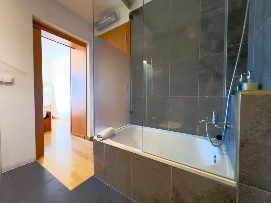 Principe Real Magnificent Duplex View Apartamento *